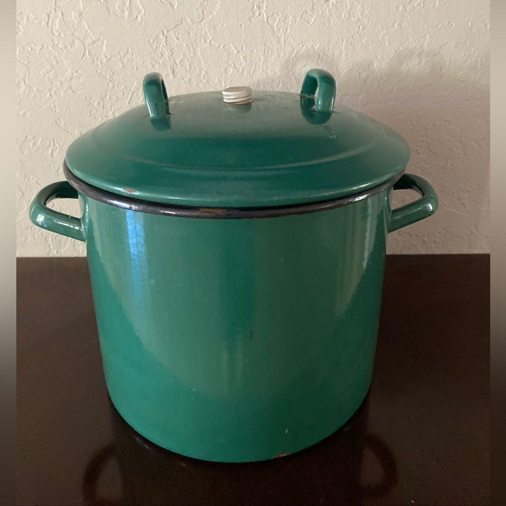 Antique 1920’s Large Green Speckled Enamel Ware Pot Great Antique Condition